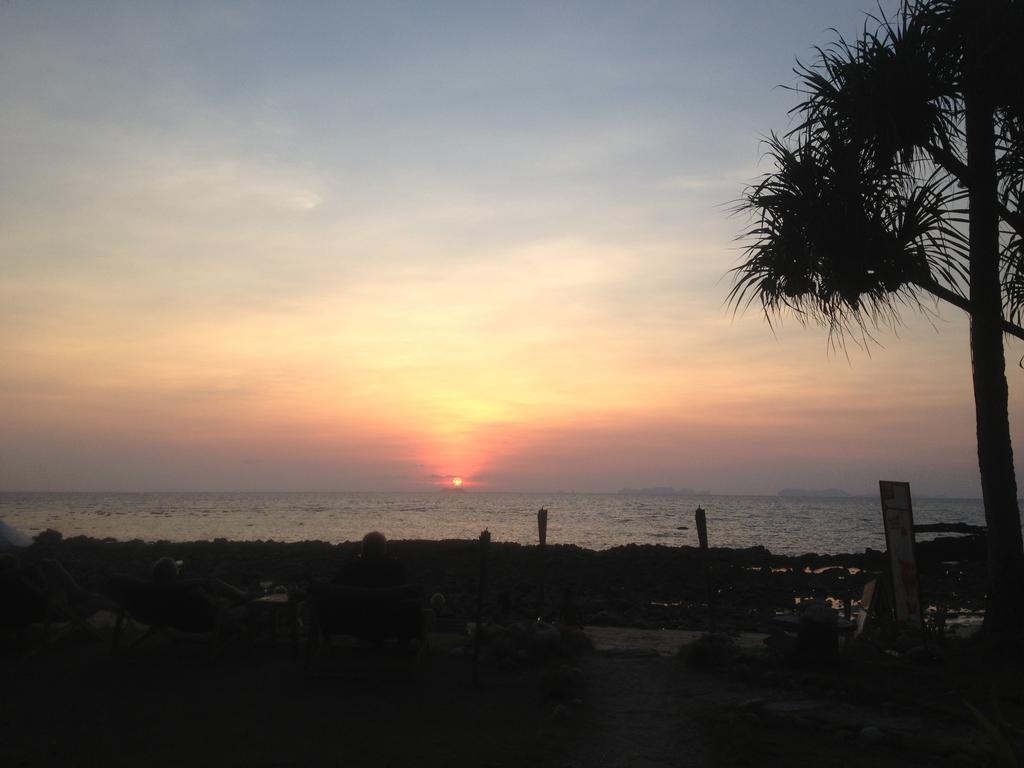 Nautilus Right On The Beach - Adult Only - Sha Extra Plus Koh Lanta Ngoại thất bức ảnh