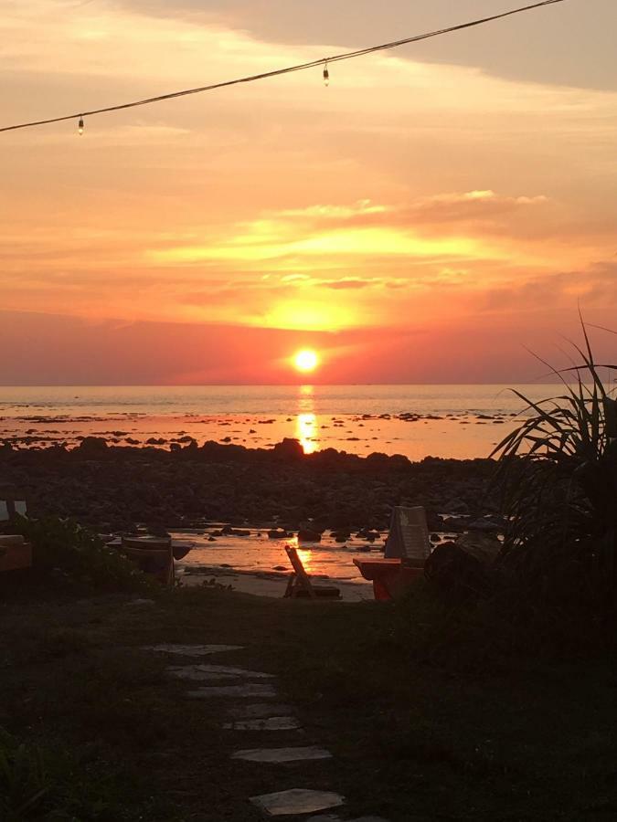 Nautilus Right On The Beach - Adult Only - Sha Extra Plus Koh Lanta Ngoại thất bức ảnh