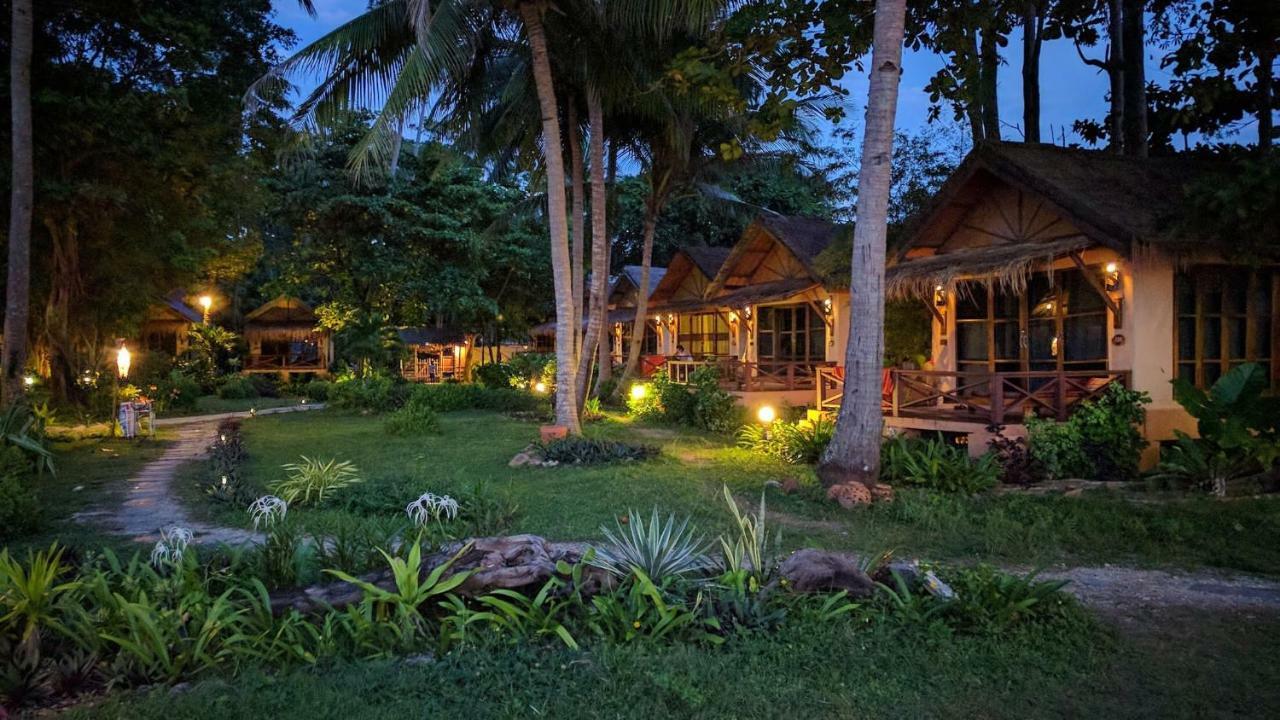 Nautilus Right On The Beach - Adult Only - Sha Extra Plus Koh Lanta Ngoại thất bức ảnh